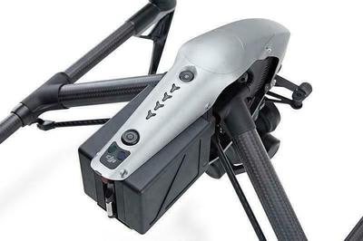 DJI Inspire 2 Premium Combo Dron