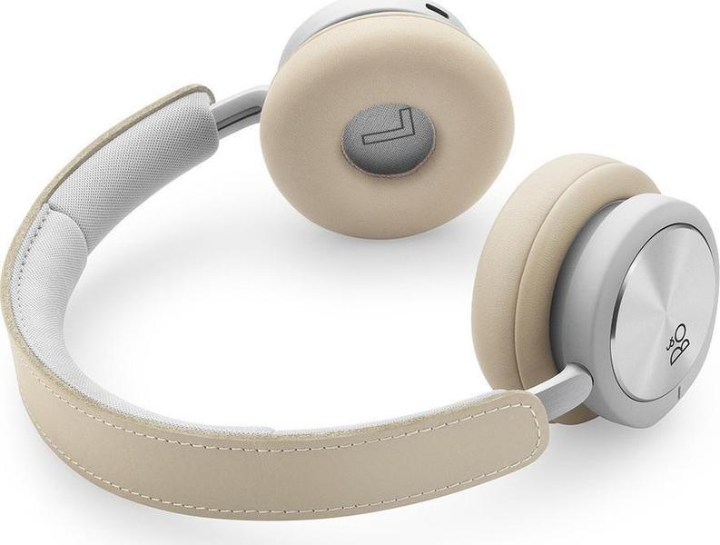 Bang & Olufsen BeoPlay H8i top