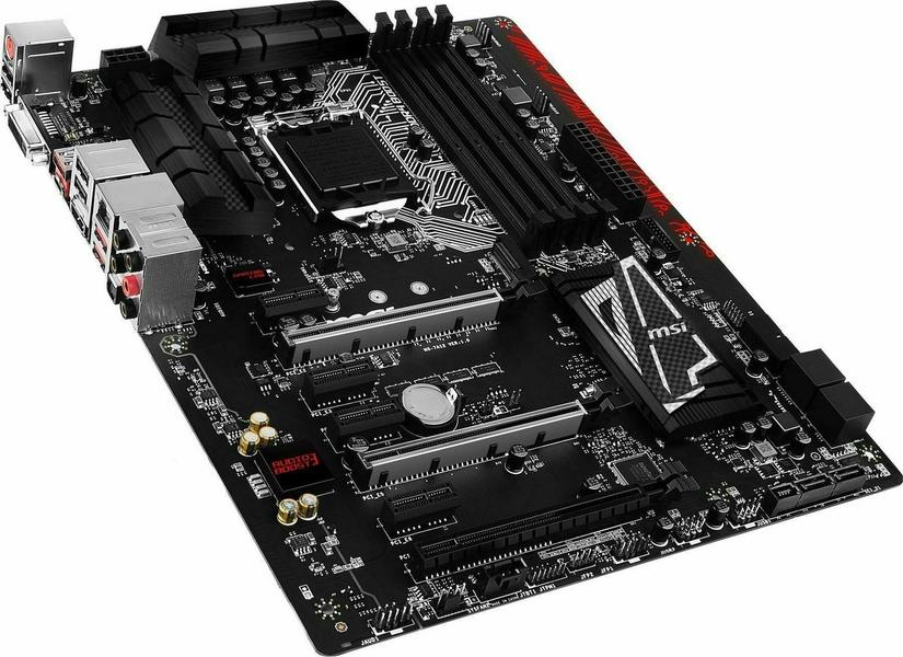 MSI Z170A Gaming Pro CARBON angle