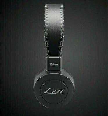 Magnat LZR 560 Headphones