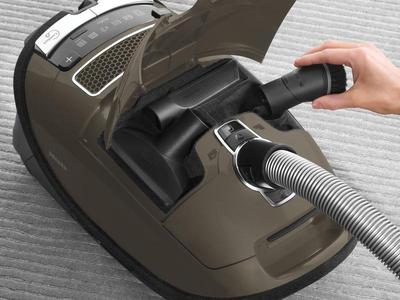Miele Complete C3 Comfort EcoLine - SGMP3 Vacuum Cleaner