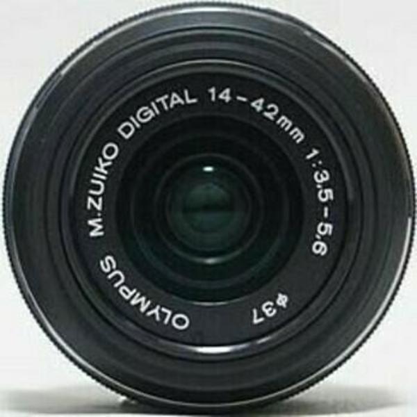 Olympus M.Zuiko Digital ED 14-42mm f/3.5-5.6 EZ front
