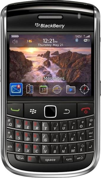 BlackBerry Bold 9650 front