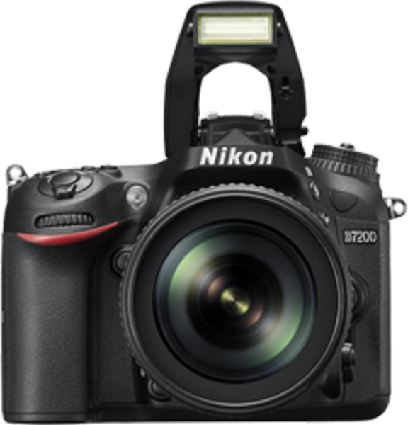 Nikon D7200 front